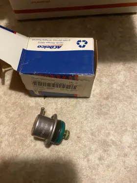 24506988 Acdelco Oe 1 Gm Nos 1995-2005 Buick Park Avenue 3.8l Fuel Injection Pressure Regulator