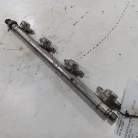943.ac1i16 Acura Ilx 2.4 Fuel Rail Injection Injector Mount Bar 2016 2017 2018