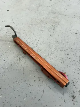 2-5009 Aem D Series High Volume Fuel Rail