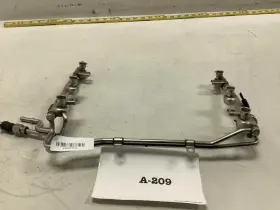 345.au1m03 Audi 2003 A4 3.0l V6 Fuel Injector Rail