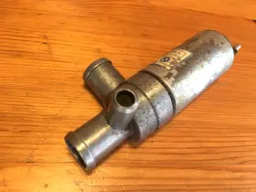 1286688 Bmw E28 E30 Idle Air Speed Control Valve / Good Condition