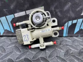 13311743309 Bmw Oem 1996-99 Z3 E36 Roadster 1.9l Fuel Pressure Regulator Valve