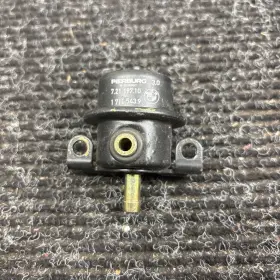 72119710 Bmw 1711543 Pierburg Fuel Pressure Regulator .9