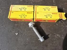 0437502013 Bosch 4x Genuine Cis Fuel Injector Porsche 924 76-79 Volvo 260 262