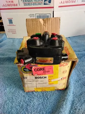 0438100083 Bosch Factory Remanufactured Fuel Distributor Vw Golf Jetta Audi 4000
