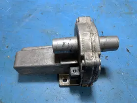 0280140 Bosch 269532 Auxiliary Air Valve For Volvo 260 B27