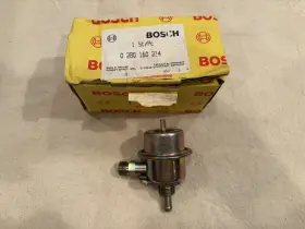 280160712 Bosch #280160712 Porsche Alfa Bmw And Others- New Pressure Regulator Brand Nos