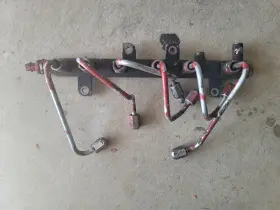 4937282 Bosch 08-12 Isb Cummins 6.7 High Pressure Fuel Rail W Lines Sensor Used 4937282 Bosch 08-12 Isb Cummins 6.7 High Pressure Fuel Rail W Lines Sensor Used