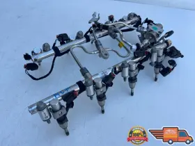 12687709 Chevrolet 2014-2019 Corvette C7 Motor Engine Fuel Rail Injector Set Oem 14-19