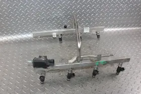 322-251 Chevrolet Note 11-13 Avalanche 5.3l Engine Fuel Injection Rail Assembly Injector Set Oem