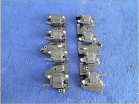 322.gm1y02 Chevrolet 1997-2004 Corvette Z06 C5 Frc Coil Pack Mounts Ignition 2853 322.gm1y02 Chevrolet 1997-2004 Corvette Z06 C5 Frc Coil Pack Mounts Ignition 2853