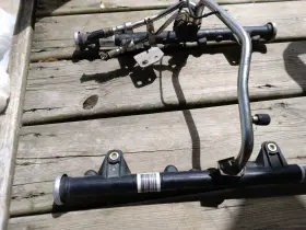 Ml2n25-27a Delphi 25326901 2003 6.0 Vortec Fuel Rail
