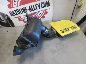 53032878aa Dodge Truck 05-11 Dakota 3.7l 4.7l Air Cleaner Intake With Tube And Resonator 53032878
