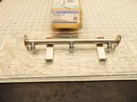 1l2z-9d280-ed Ford Fuel Rail Manifold