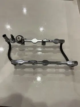 1l5e-9f792-e2a Ford 2001 Ranger 3.0 V6 Fuel Rail Part