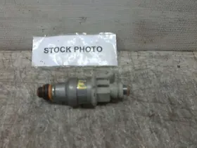 322-04981b Ford Fuel Injection Parts Injector 6-183 3.0l Ohv Fits 99 Sable 99175