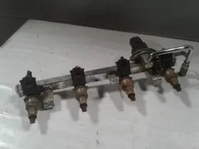 322-05260 Ford Fuel Injection Parts Injector 4-121 2.0l Fits 97-99 Contour 644882