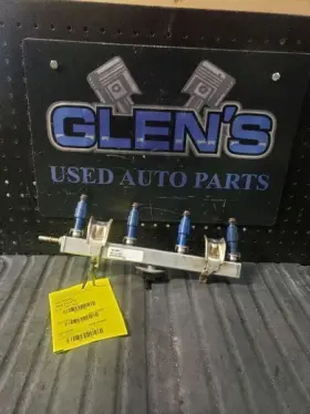 322-05382 Ford Fuel Injection Parts Injector 2.0l Fits 03-07 Focus 1167725