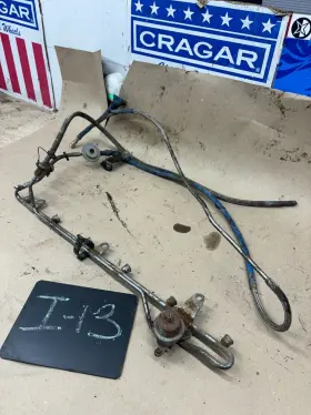 3j20b Ford 1987-1996 F150 F250 Bronco 4.9l Fuel Injector Rail Oem 6 Cylinder Injection
