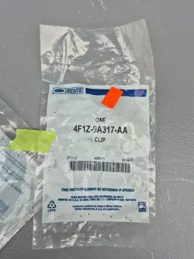 4f1z-9a317-aa Ford 4f1z9a317aa Set Of 7 Oem Taurus Fuel Line Nylon Retainer Clip 5/16 Inch Hose
