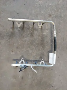 5c3e-9f792-dc Ford 2005 F150 Pickup Truck Fuel Injection Rail 5.4l 3v