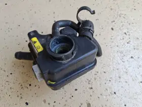 7c34-9c248-ae Ford 2008-2010 F250 F350 6.4 6.4l Diesel Fuel Cooler Coolant Reservoir Tank Oem