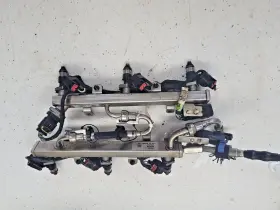 Hl3e-9h487-db Ford F-150 3.5l V-6 Right And Left Hand Fuel Rail With Injectors - Used