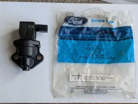 F23z-9f715-d Ford Motor Company Nos Genuine Part Idle Air Control Valve 1990-1994 Tempo Topaz