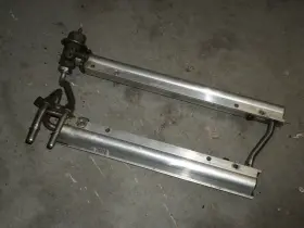 17095191 Gm 94 96 Corvette Lt1 Fuel Rail W Regulator 95 350 #1