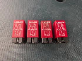 898797000 Hella 9434225 Volvo 850 V70 S70 Primary Fuel Pump Relay Red 3302230