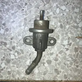 16740p5lj01 Honda 158-0723 Nr-1 1993-2001 Prelude Fuel Pressure Regulator H22 H22a Vtec Oem