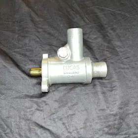 Eac2273 Jaguar Xj12 Xjs V12 5.3 6.0 Extra Auxiliary Air Valve Idle Control Engin Aav Icv
