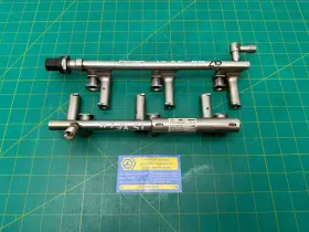 Fx23-9g774-aa Jaguar 13-20 Xj Xf 3.0l Engine Fuel Injector Rail Oem