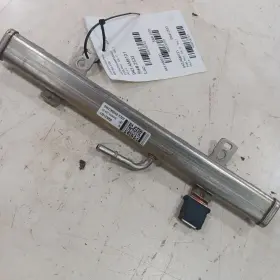 943.am8121 Jeep Renegade 2.4 Fuel Rail Injection Injector Mount Bar 2023 2022 2021 2020