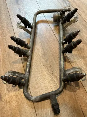 Etc6913 Land Rover 1988 Range Classic Fuel Rail -etc6913 - V Belt V8