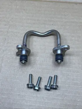 23803-31013 Lexus 06-16 Is250 Is350 Fuel Injector Rail Upper Connector Bridge Tube No.3 B1