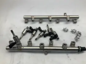 322.ma1w22 Maserati 21-24 Levante 3.0l V6 Left Right Fuel Injection Rail With Injectors Set Q