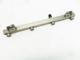 589131 Maserati 2004-2008 Quattroporte Rh Fuel Injector Rail 4.2l M139 Right Oem 04-08