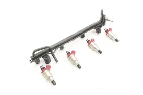 322-59378 Mazda 91-93 B-2600 Fuel Injectors And Rail
