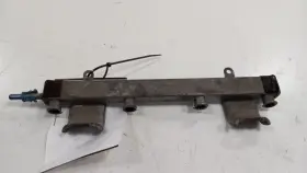 943.mz1t12 Mazda 6 Fuel Rail Injection Injector Mount Bar 2013 2012 2011 2010 2009 Oem