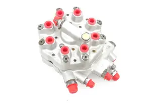 000-074-11-13 Mercedes-benz Remanufactured Bosch Fuel Distributor For 81-85 380sl 500sec 0438100088