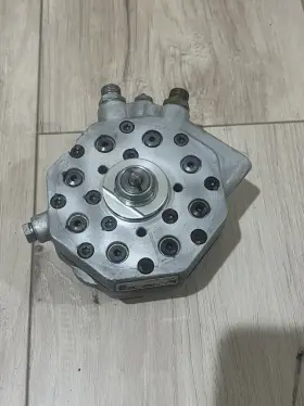 0000742513 Mercedes-benz 90-92 R129 500sl M119 Fuel Injector Distributor Oem