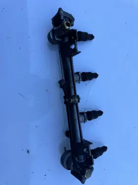 322-60558 Mercedes-benz Slk230 R170 Fuel Injector Rail With Injectors Fits 97-00