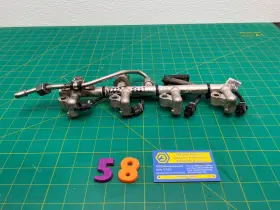 A2711530328 Mercedes-benz 12-15 C250 W204 M271 Engine Fuel Injection Rail Oem