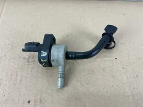 7624537 Mini 7624538 2011 - 2016 Countryman R60 Fuel Injection Tank Breather Valve Oem