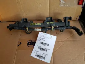 322-05077 Mitsubishi Fuel Injection Parts Injector 4-122 2.0l Fits 95-99 Avenger 488015
