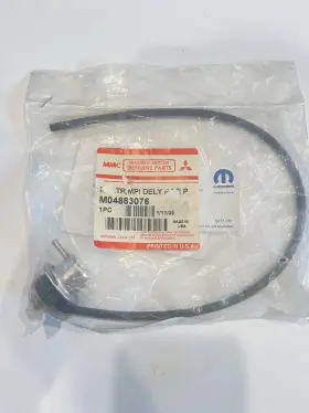 M048833076 Mitsubishi M04883076 New Genuine 95-99 Eclipse Gs Rs Fuel Pressure Regulator