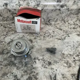 E6az-9c968-a Motorcraft Cm-4646/e6az-9c968-a Ford Cm-4764 Fuel Pressure Regulator Mercury Merkur Mazda 1986