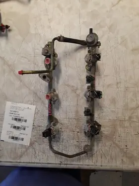 322-60873 Nissan 3.3l Fuel Rail With Injectors 6 Cylinder Fits 02-04 Frontier 485233