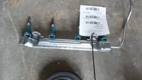 322-61011 Oem Fuel Injection Rail With 4 Injectors Prius V Vin Eu Fits 11-18 209311